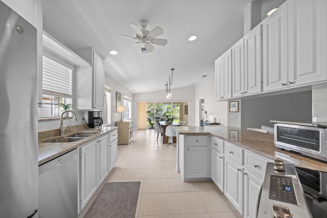 3136 VERDMONT Lane, Wellington, FL 33414