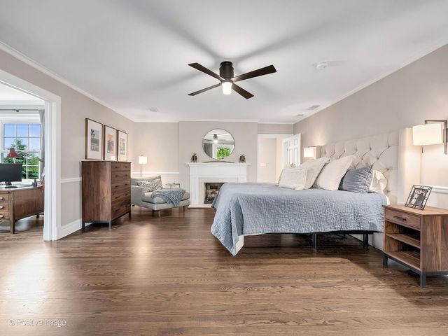 260 STONEGATE Road, Clarendon Hills, IL 60514