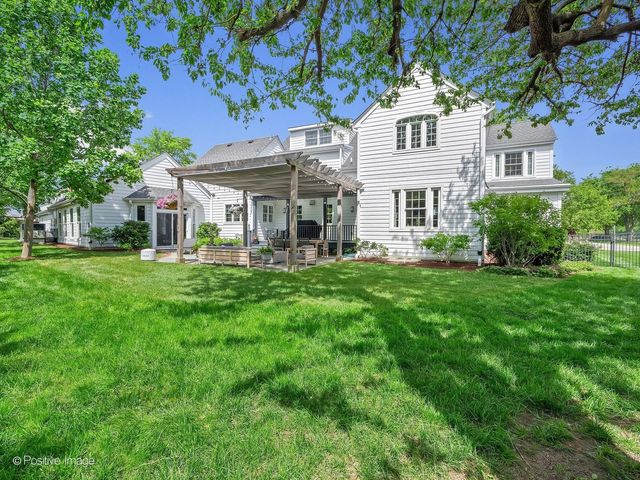260 STONEGATE Road, Clarendon Hills, IL 60514