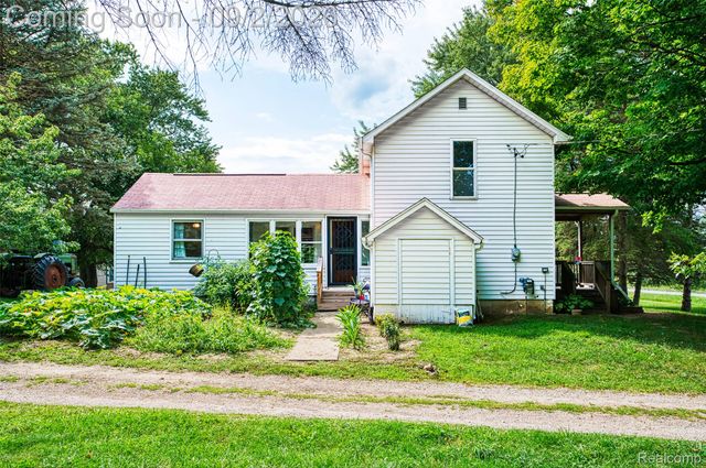 9225 Cook Road, Gaines Township, MI 48436
