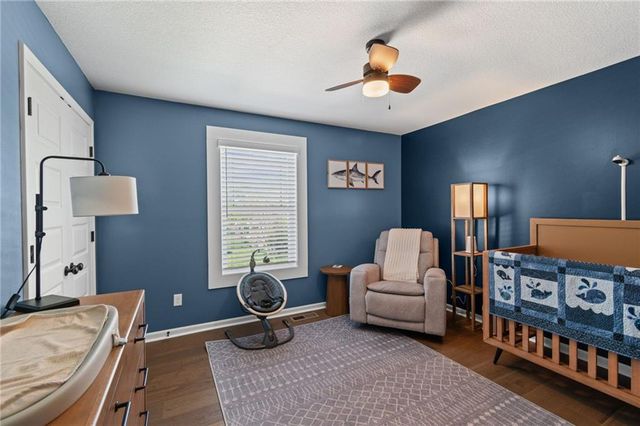 1213 SW Arborway Drive, Lee's Summit, MO 64082