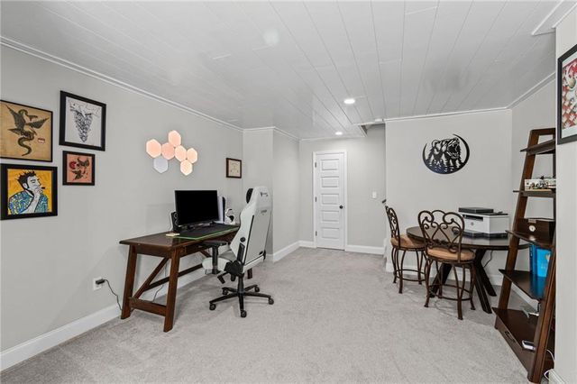 1213 SW Arborway Drive, Lee's Summit, MO 64082