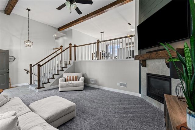 1213 SW Arborway Drive, Lee's Summit, MO 64082