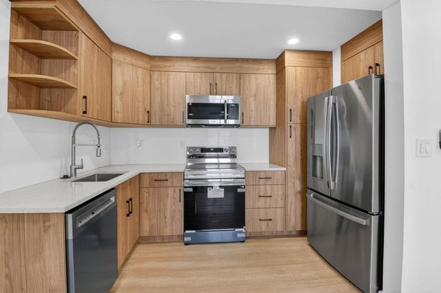 379 NW 23rd Street, Boca Raton, FL 33431