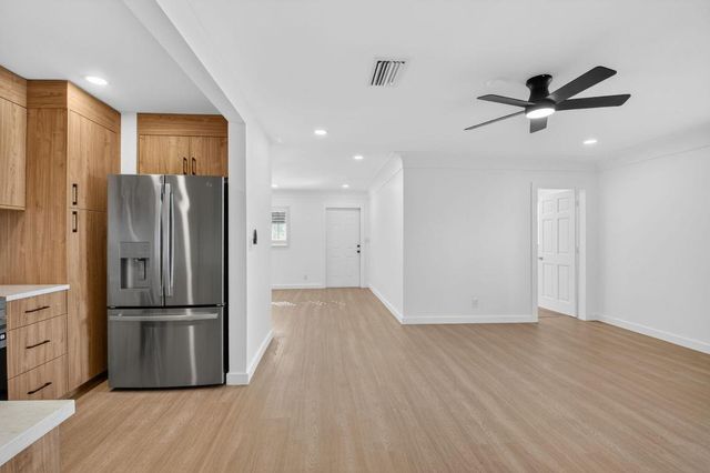 379 NW 23rd Street, Boca Raton, FL 33431