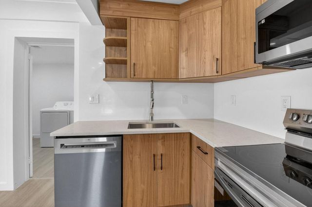 379 NW 23rd Street, Boca Raton, FL 33431