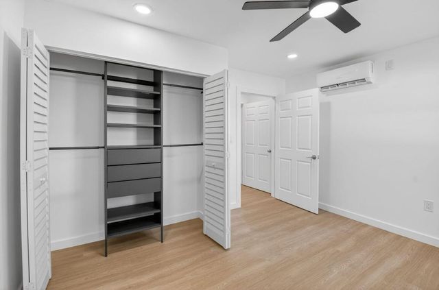 379 NW 23rd Street, Boca Raton, FL 33431