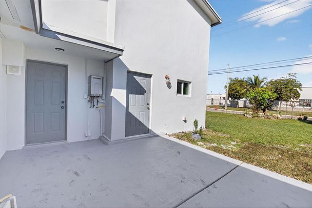 379 NW 23rd Street, Boca Raton, FL 33431