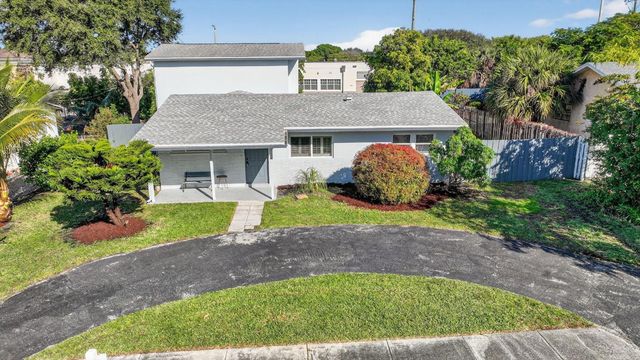 379 NW 23rd Street, Boca Raton, FL 33431