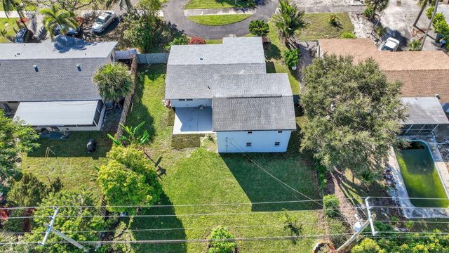 379 NW 23rd Street, Boca Raton, FL 33431