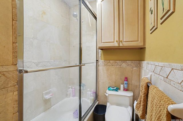 1010 Village Shore Dr, Canyon Lake, TX 78133