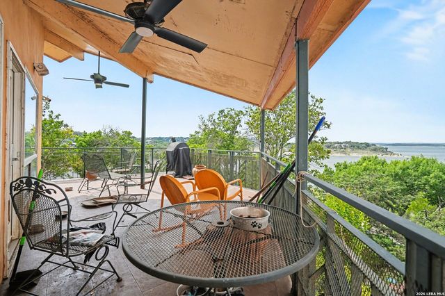 1010 Village Shore Dr, Canyon Lake, TX 78133