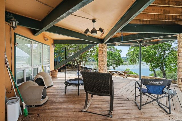 1010 Village Shore Dr, Canyon Lake, TX 78133