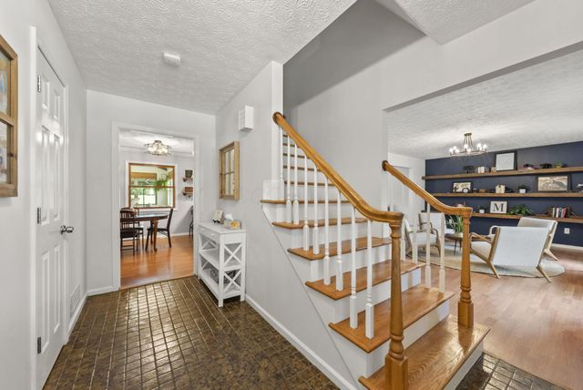 516 Stedway Court, Columbus, OH 43230