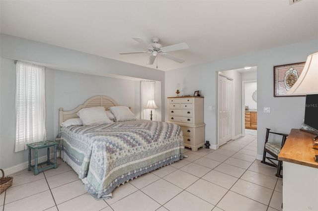 1328 NEAPOLITAN RD, Punta Gorda, FL 33983