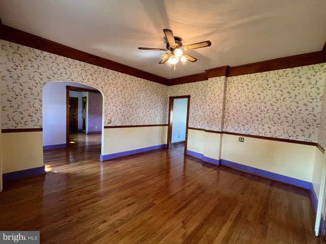 4624 MAGNOLIA AVE, Halethorpe, MD 21227