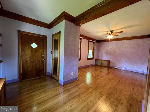 4624 MAGNOLIA AVE, Halethorpe, MD 21227