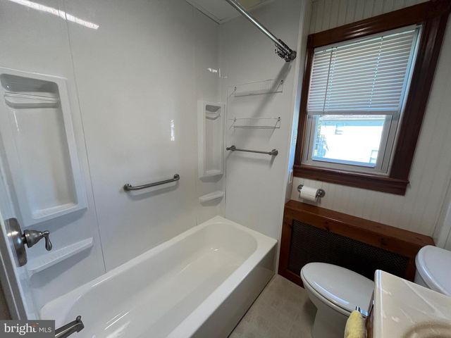 4624 MAGNOLIA AVE, Halethorpe, MD 21227