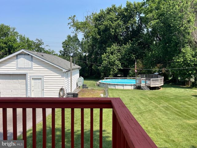 4624 MAGNOLIA AVE, Halethorpe, MD 21227