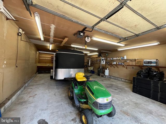 4624 MAGNOLIA AVE, Halethorpe, MD 21227