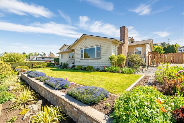 1119 Longview Avenue, Anacortes, WA 98221