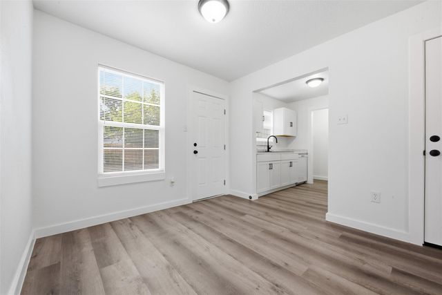 111 Calvin Street, Pasadena, TX 77506