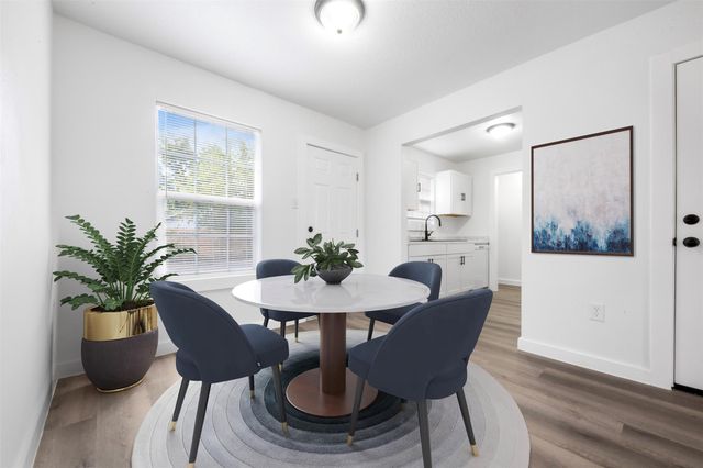 111 Calvin Street, Pasadena, TX 77506