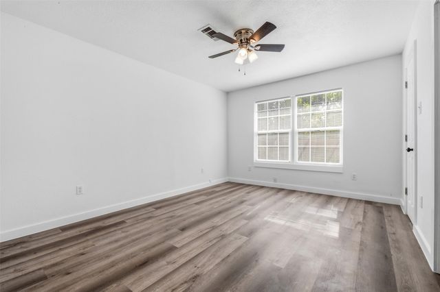 111 Calvin Street, Pasadena, TX 77506