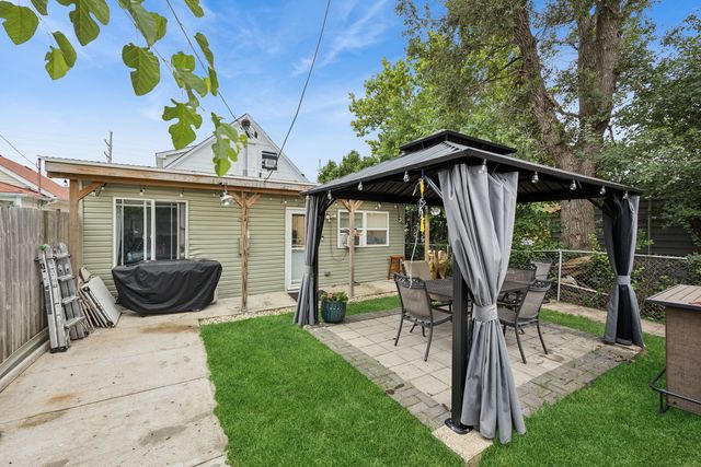 4522 Lawndale Avenue, Lyons, IL 60534