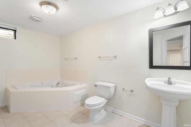 53124 Wildlife Drive, South Bend, IN 46628