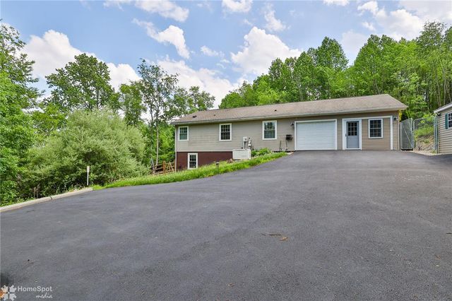 164 HARDT HILL Road, Bechtelsville Boro, PA 19505