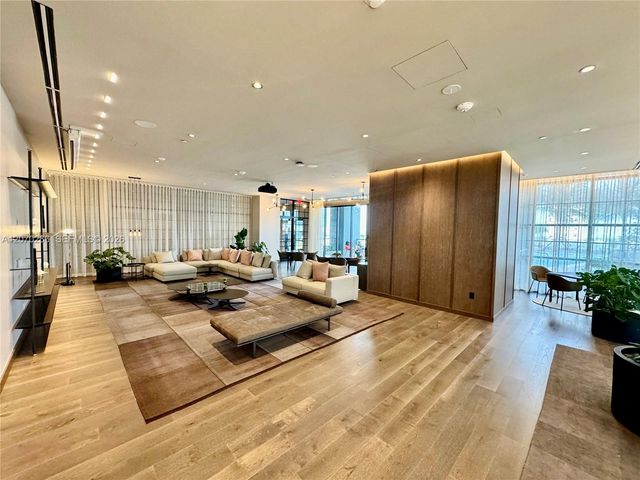 601 NE 1 Avenue 3108, Miami, FL 33132