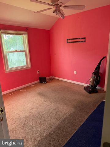 7306 GOODLAND DR, Landover, MD 20785