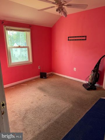 7306 GOODLAND DR, Landover, MD 20785