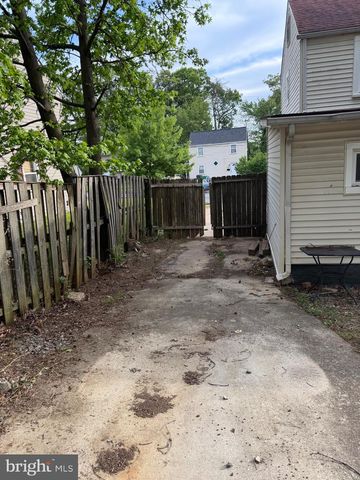 7306 GOODLAND DR, Landover, MD 20785
