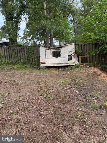 7306 GOODLAND DR, Landover, MD 20785
