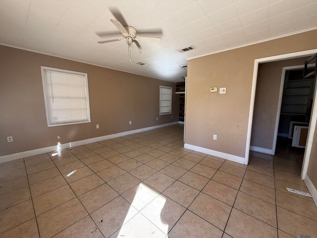 10663 N Harvey Rd, Baton Rouge, LA 70815