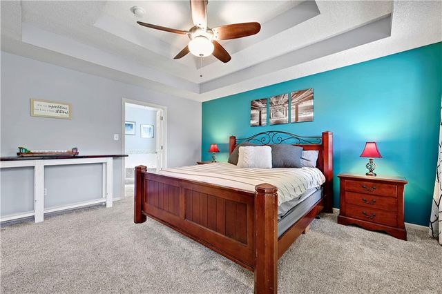 19480 W 207TH Terrace, Spring Hill, KS 66083