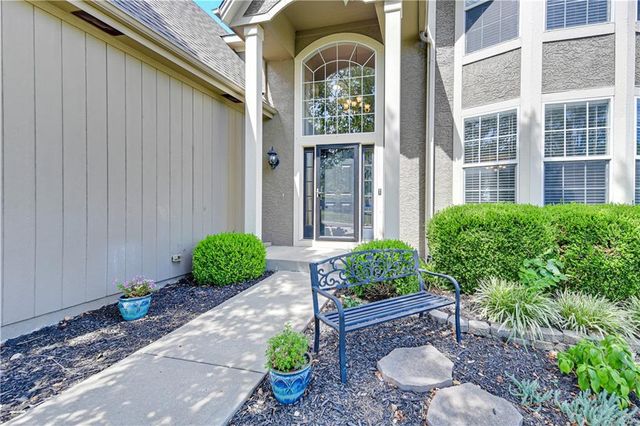 19480 W 207TH Terrace, Spring Hill, KS 66083