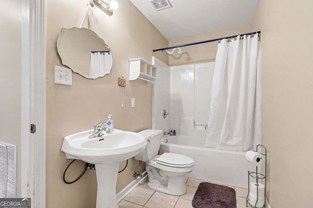 1239 Wood Iris Lane, Lawrenceville, GA 30045