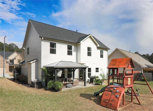 355 Fieldstone Lane, Dallas, GA 30132