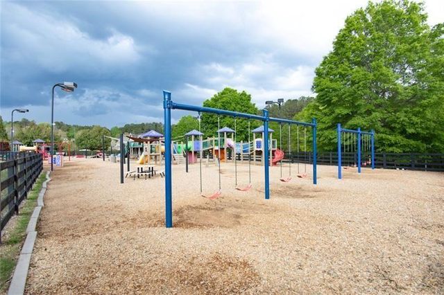 355 Fieldstone Lane, Dallas, GA 30132