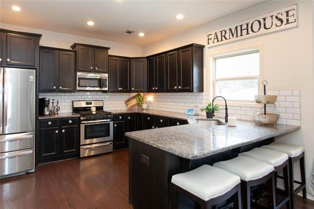 355 Fieldstone Lane, Dallas, GA 30132