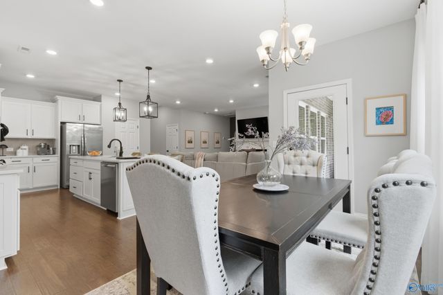 309 Creek Grove Avenue, New Market, AL 35761
