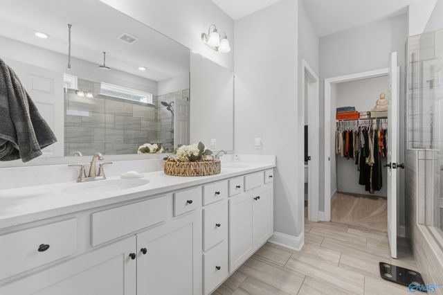 309 Creek Grove Avenue, New Market, AL 35761