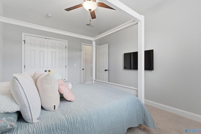 309 Creek Grove Avenue, New Market, AL 35761