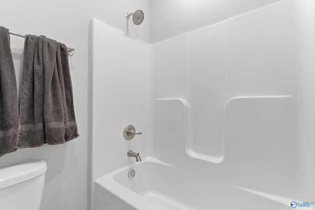 309 Creek Grove Avenue, New Market, AL 35761
