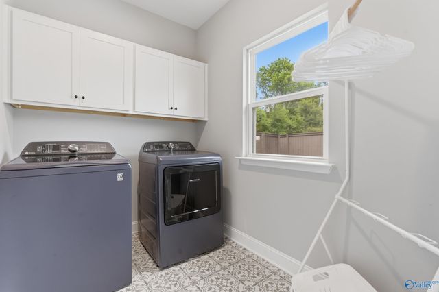 309 Creek Grove Avenue, New Market, AL 35761