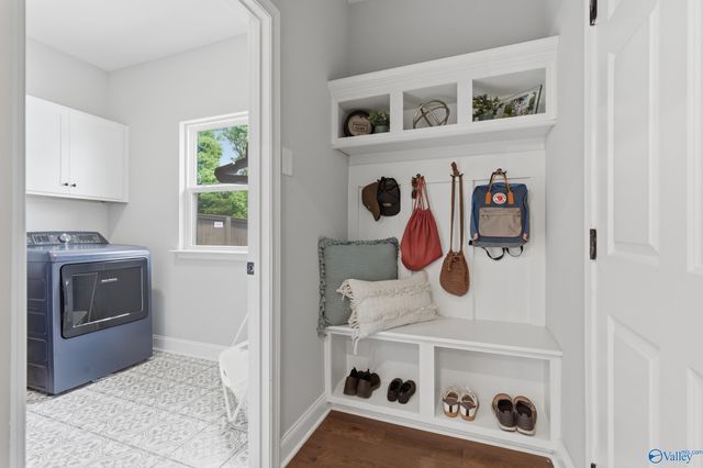 309 Creek Grove Avenue, New Market, AL 35761