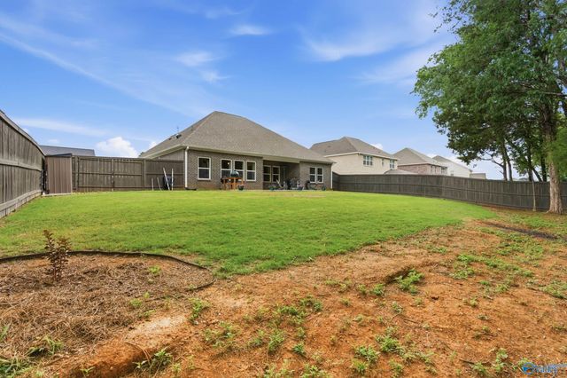 309 Creek Grove Avenue, New Market, AL 35761